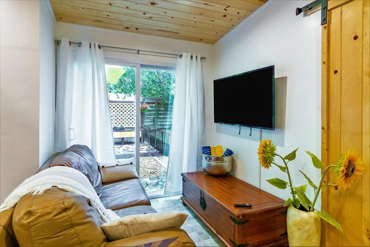 The Sapphire Suite Sarasota Holiday home